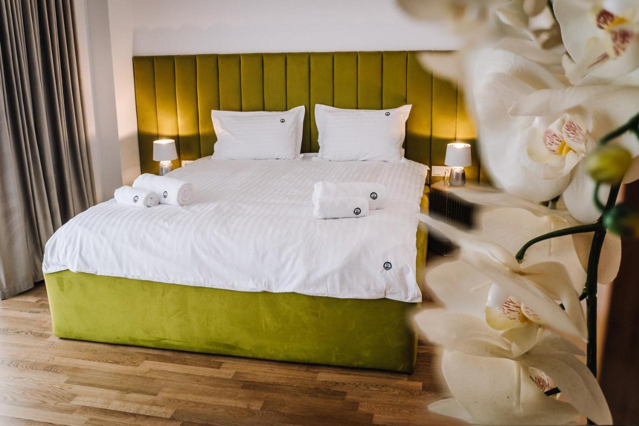 Hotel Glory Nagyvárad Kültér fotó