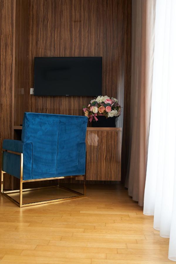 Hotel Glory Nagyvárad Kültér fotó
