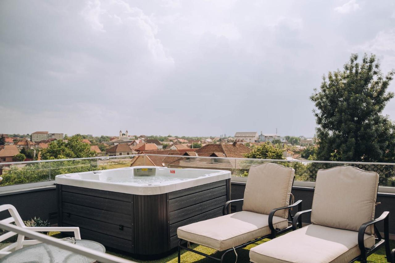 Hotel Glory Nagyvárad Kültér fotó